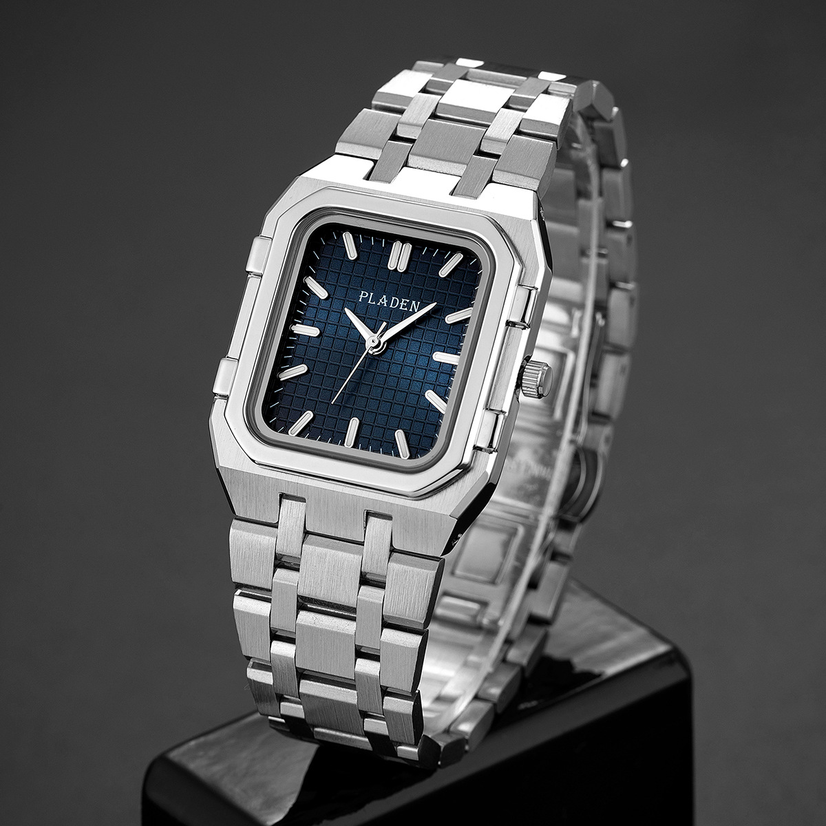 Orologi al quarzo da uomo di a - Luxury Watch Name recensione e prezzo