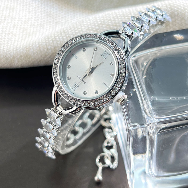 UTHAI CQ383 Bracciale per orol - Luxury Watch Lady recensione e prezzo